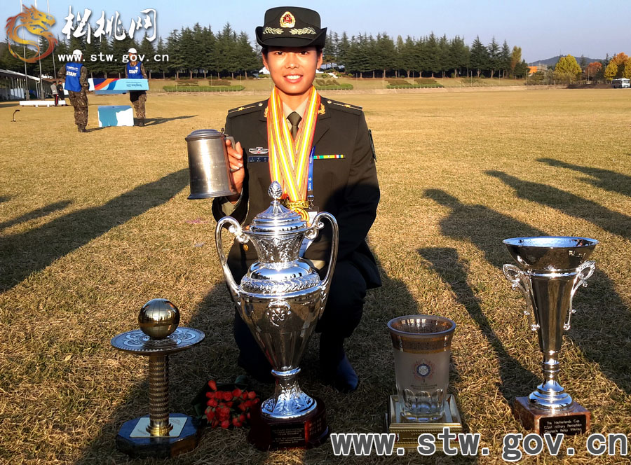 苗家“女漢子”世界軍事比武攬五金
