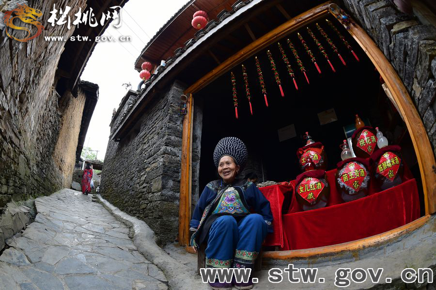 央視聚焦松桃，唱響苗家中國(guó)夢(mèng)