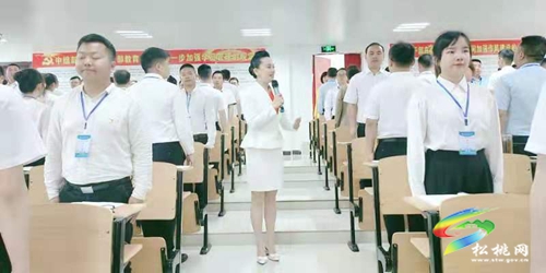 在感恩奮進(jìn)中揚帆啟航