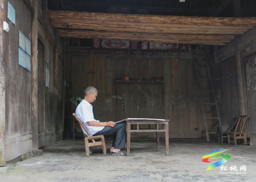 【光榮在黨50年】?楊海堂：我是共產(chǎn)黨員，我先上