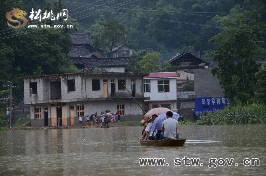 松桃連日暴雨 鄉(xiāng)鎮(zhèn)災(zāi)情嚴重