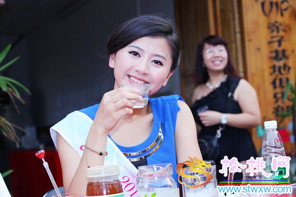 珠江形象大使來到夢里水鄉(xiāng)——里水