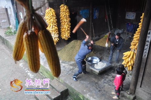 打糍粑 慶豐收