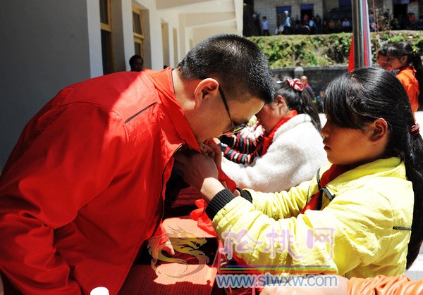 深圳坪地獅子會(huì)捐資援建的世昌木廠小學(xué)竣工啟用