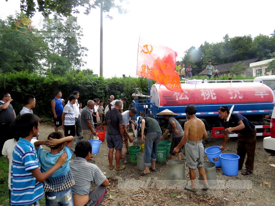 保飲水，長興堡鎮(zhèn)黨員志愿者在行動