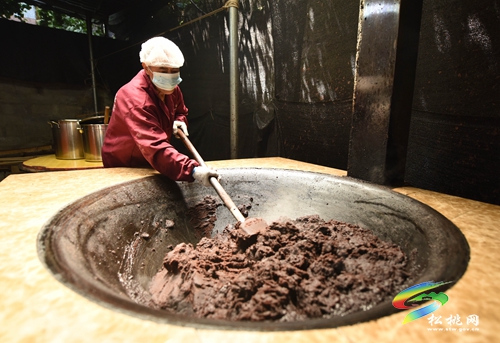 松桃：中秋時(shí)節(jié)月餅香
