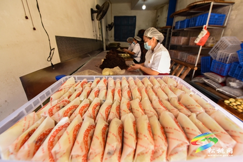 松桃：中秋時(shí)節(jié)月餅香