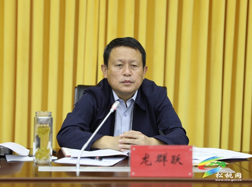 縣委2022年第19次常委會(huì)議召開