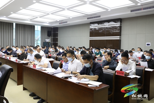 縣委2022年第19次常委會(huì)議召開