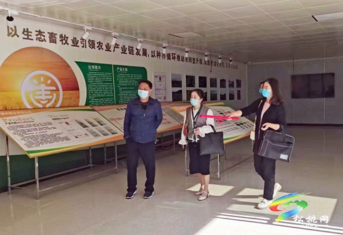 松桃市場監(jiān)督管理局開展“世界標(biāo)準(zhǔn)日”宣傳活動