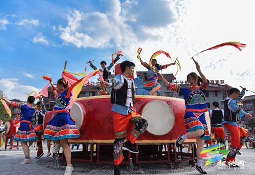 松桃苗族花鼓入選2022中華體育文化優(yōu)秀項(xiàng)目