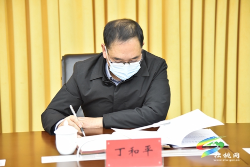 縣委2022年第22次常委會(huì)議召開(kāi)