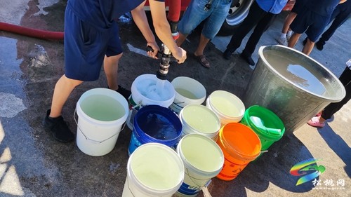 孟溪鎮(zhèn)：酷暑炎熱用水急，消防送水解民憂