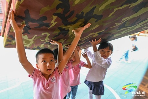 松桃實驗幼兒園：開學(xué)真暖心