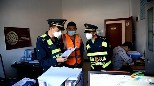 松桃:開展安全檢查，保障道路通暢
