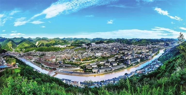 【二十大時(shí)光】仁懷市：櫛風(fēng)沐雨踐初心 砥礪前行續(xù)華章