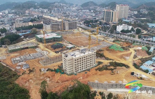 松桃:奮進(jìn)中的坪塊