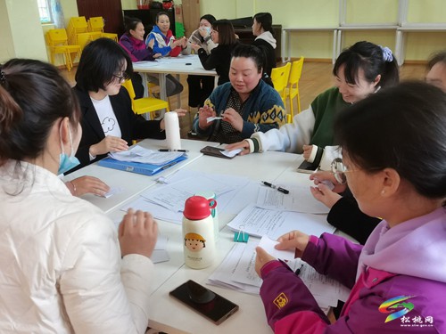 松桃：觀興趣·研目標——孟溪鎮(zhèn)幼兒園開展班本課程園級教研活動