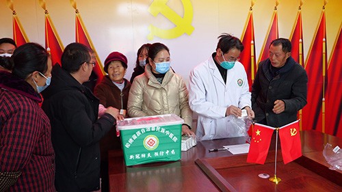 松桃：免費(fèi)配送中藥湯劑 守護(hù)群眾生命健康