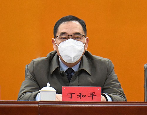 縣委經(jīng)濟(jì)工作會(huì)議召開