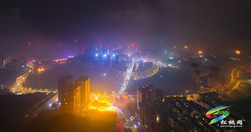松桃：快樂(lè)過(guò)除夕