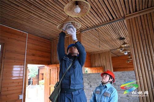 松桃供電局：“電保姆”服務(wù)助力鄉(xiāng)村振興產(chǎn)業(yè)開新局