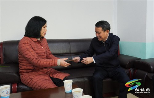 【情暖“三八”】龍群躍走訪慰問杰出女性代表
