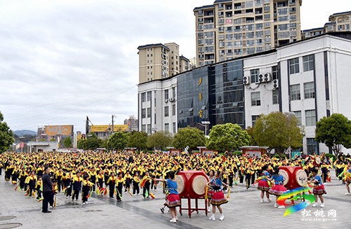 2023年銅仁市民族地區(qū)基礎(chǔ)教育質(zhì)量提升行動計(jì)劃工作推進(jìn)會在松桃召開