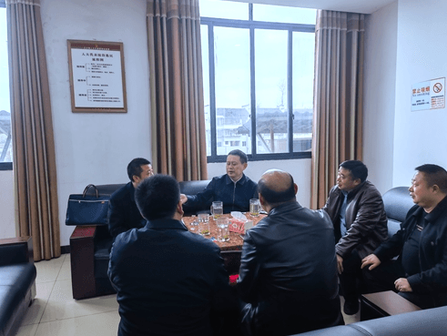龍群躍到大坪場正大等鄉(xiāng)鎮(zhèn)調(diào)研督導(dǎo)工作