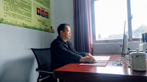 楊德文：當好鄉(xiāng)村發(fā)展帶頭人