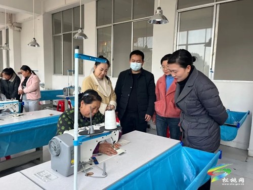 九江街道舉行巧積鄉(xiāng)村振興微工廠開工儀式