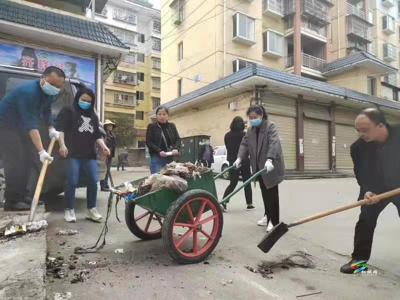 【大美松桃文明行】縣鄉(xiāng)村振興局到麻旦社區(qū)二中廉租房開展志愿服務(wù)活動