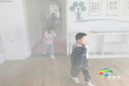 縣第二幼兒園開展消防應(yīng)急演練活動(dòng)
