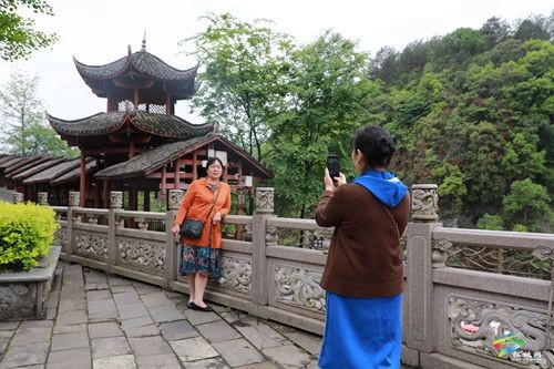 松桃正大鎮(zhèn)：苗族風(fēng)情加人間煙火，五一旅游安全暢通