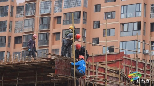 松桃：學(xué)校建設(shè)項目開啟建設(shè)“加速度”