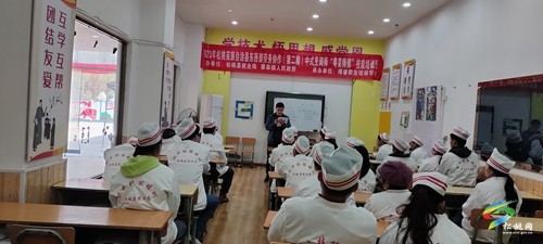 松桃“三張清單”推進(jìn)東西部勞務(wù)協(xié)作