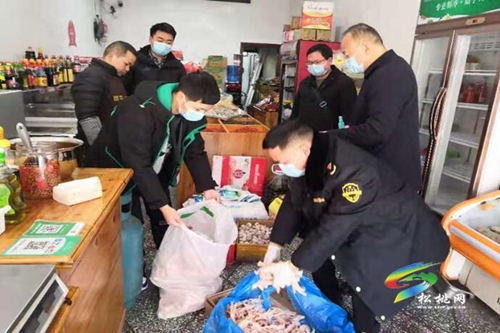 縣市場監(jiān)管局開展冷鏈食品疫情防控專項監(jiān)督檢查工作
