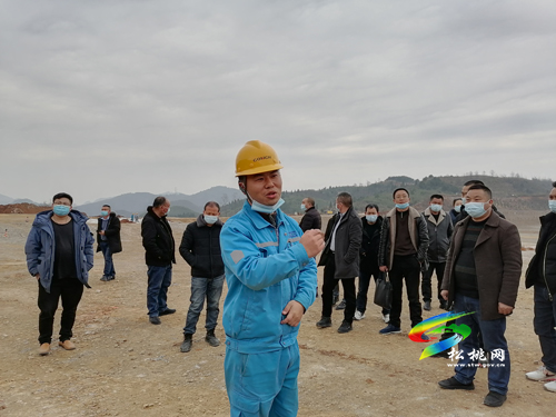 全縣非煤露天礦山安全管理人員赴銅仁海螺水泥廠參觀學習
