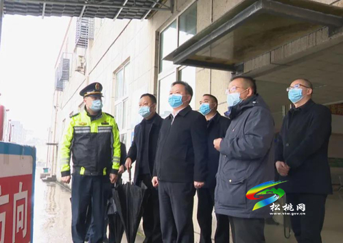 李俊宏春節(jié)前走訪慰問春運服務(wù)點和客運站一線執(zhí)勤人員