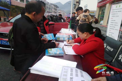 平頭鎮(zhèn)開展華商環(huán)球人才招聘崗位政策宣傳活動