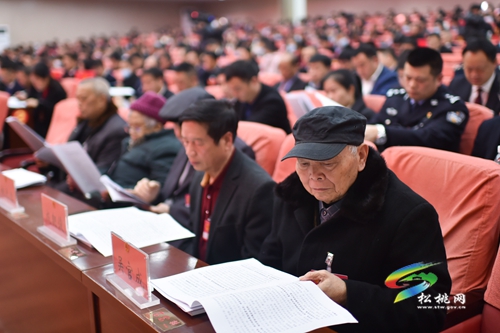 松桃苗族自治縣十六屆人大五次會議隆重開幕