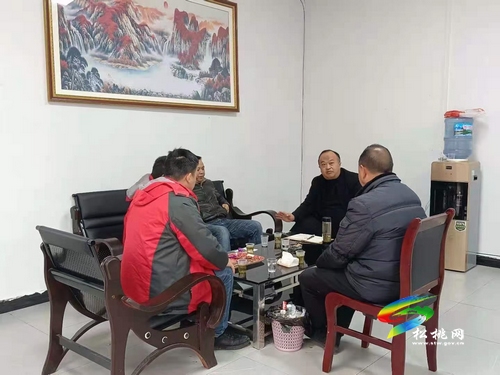 王建新：“讓群眾有活干有錢(qián)賺！”