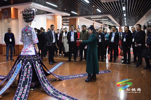 全市職業(yè)教育改革發(fā)展現(xiàn)場推進(jìn)會在松桃召開