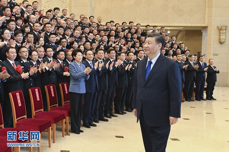習近平會見全國掃黑除惡專項斗爭總結(jié)表彰大會代表 王滬寧趙樂際參加會見