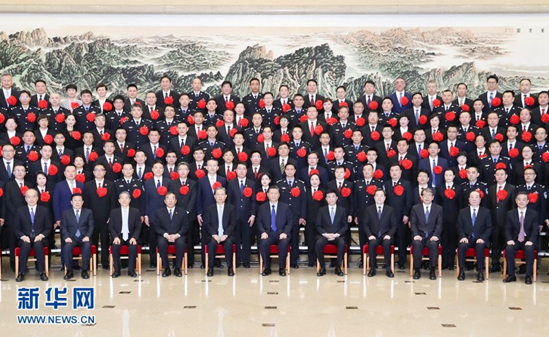 習近平會見全國掃黑除惡專項斗爭總結(jié)表彰大會代表 王滬寧趙樂際參加會見