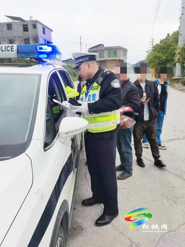 【網(wǎng)絡(luò)中國(guó)節(jié)·清明】松桃交警圓滿完成清明節(jié)交通安全保衛(wèi)任務(wù)