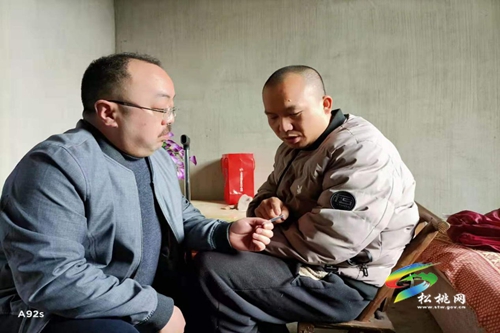 上門激活社保卡 社保服務(wù)暖人心