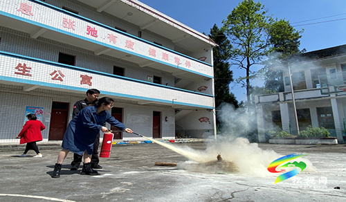 大路鎮(zhèn)第二幼兒園開展消防應急疏散演練