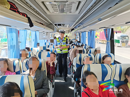 松桃交警圓滿(mǎn)完成2021年“五一”道路交通安保任務(wù)