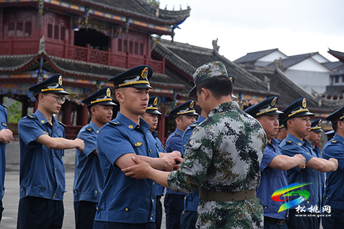​松桃交通運(yùn)輸綜合行政執(zhí)法大隊(duì)開(kāi)展崗位大練兵活動(dòng)